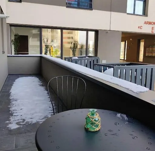 Apartment Joy Armoniei 01